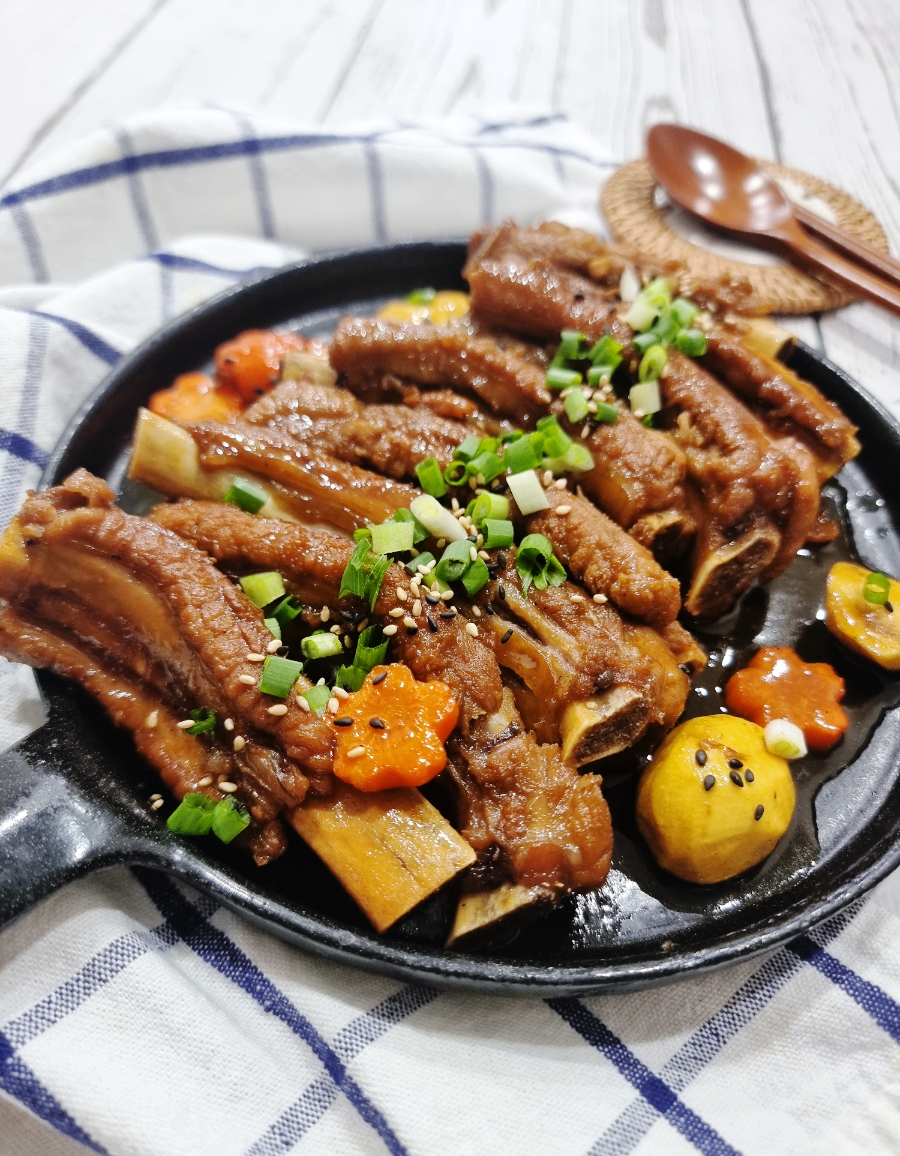 Soy Sauce Braised Pork Back Ribs Recipe (Korean Dwaeji Deunggalbi Jjim)
